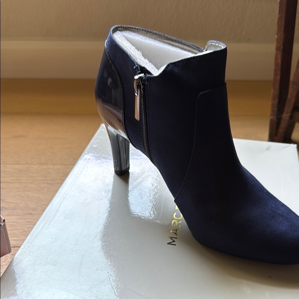Elegant Navy Ankle Boots